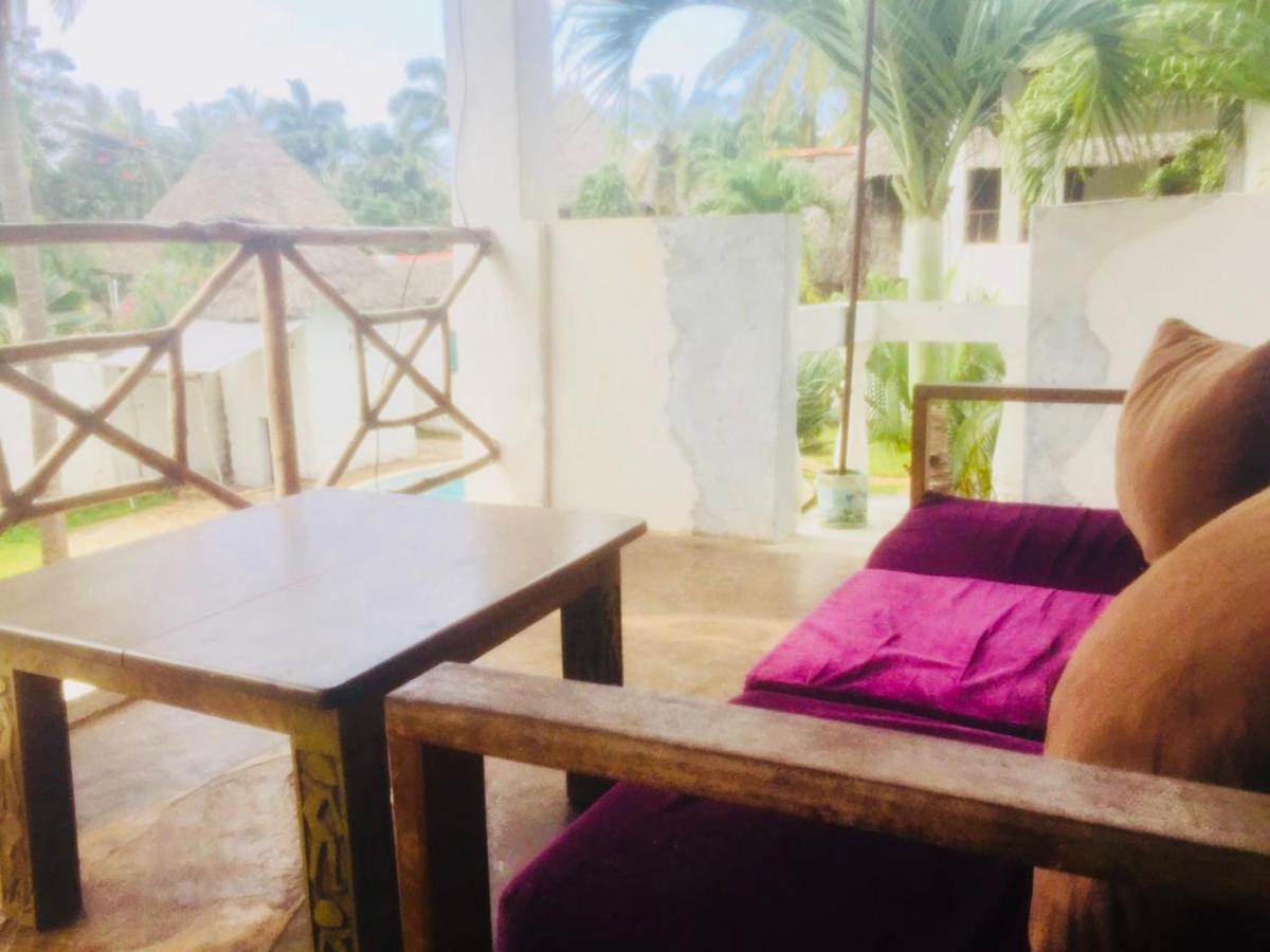 Miwa Holiday Resort Diani Beach Kültér fotó