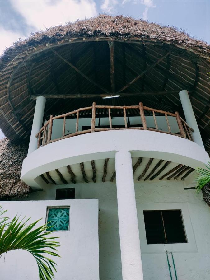 Miwa Holiday Resort Diani Beach Kültér fotó